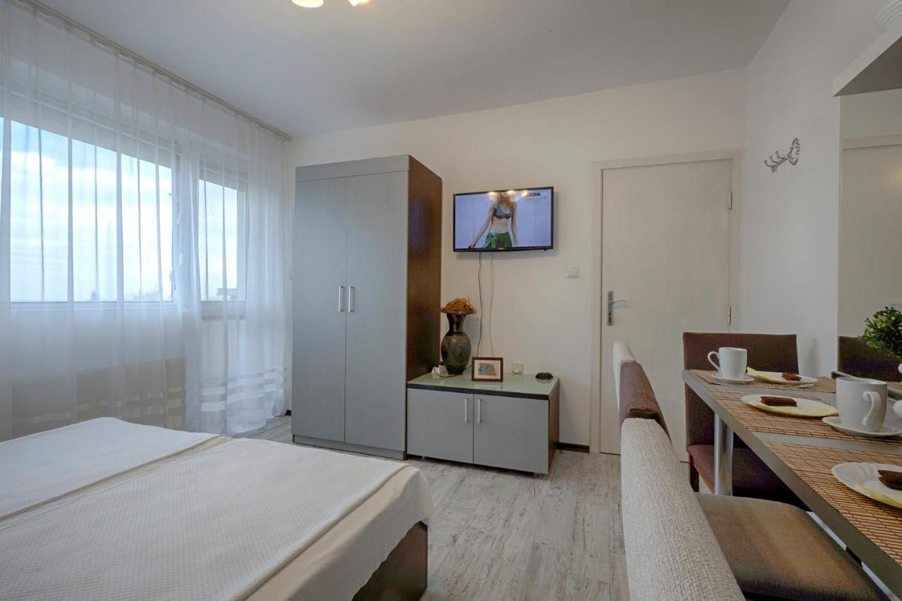 Kabakum Apartments Alen Mak Золоті Піски Екстер'єр фото